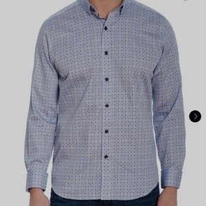 Do you like Art Deco? this shirt is for you…A tailored fit & sleeve accents